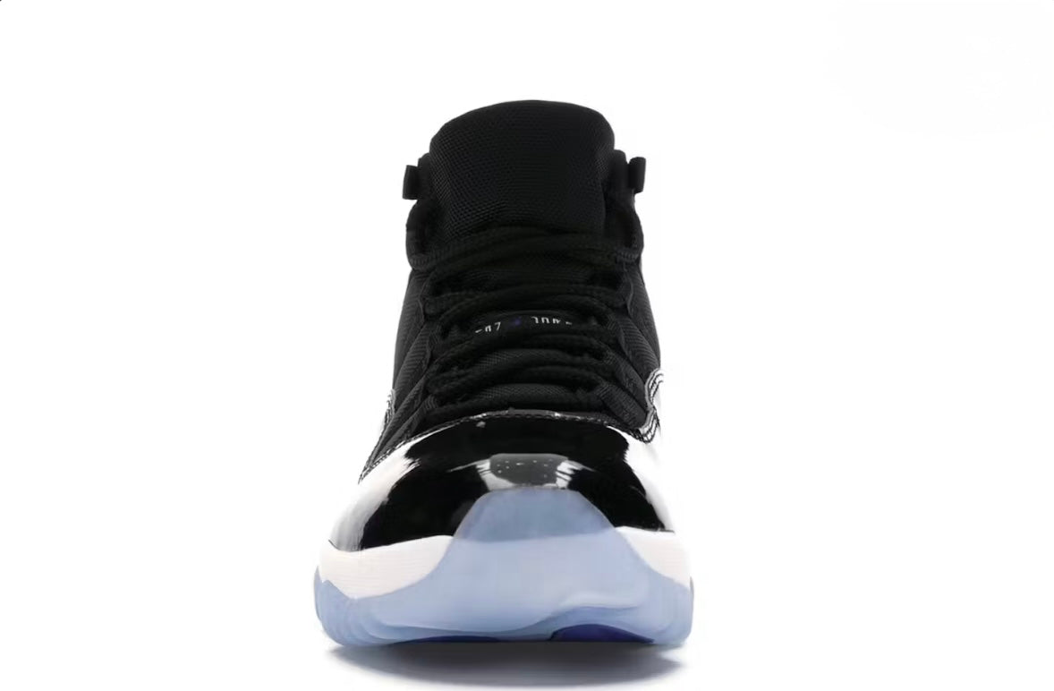 Jordan Retro 11 “Space Jam”